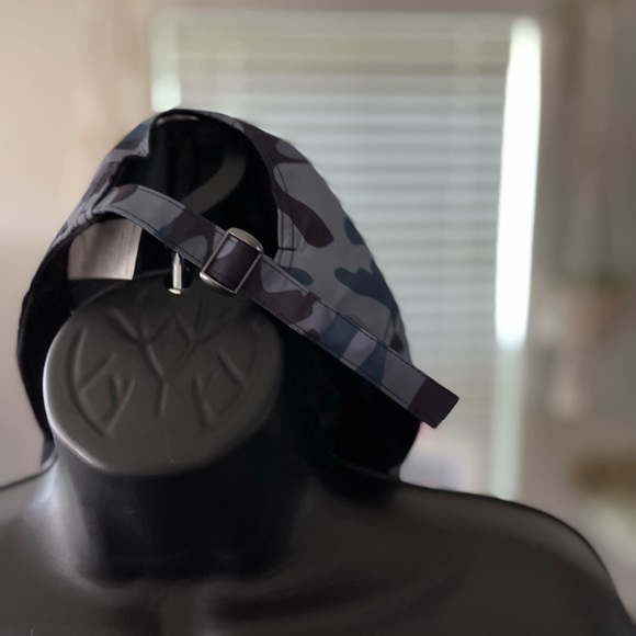 Camouflage hat - Picture 2 of 2